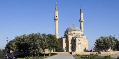 Foto: Vēja un būvlaukumu pilsēta Baku